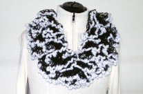 Ruffle Scarf-Black & White