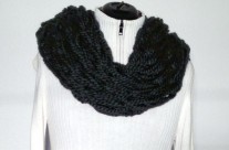 Winter Arm Knit Scarf-Black